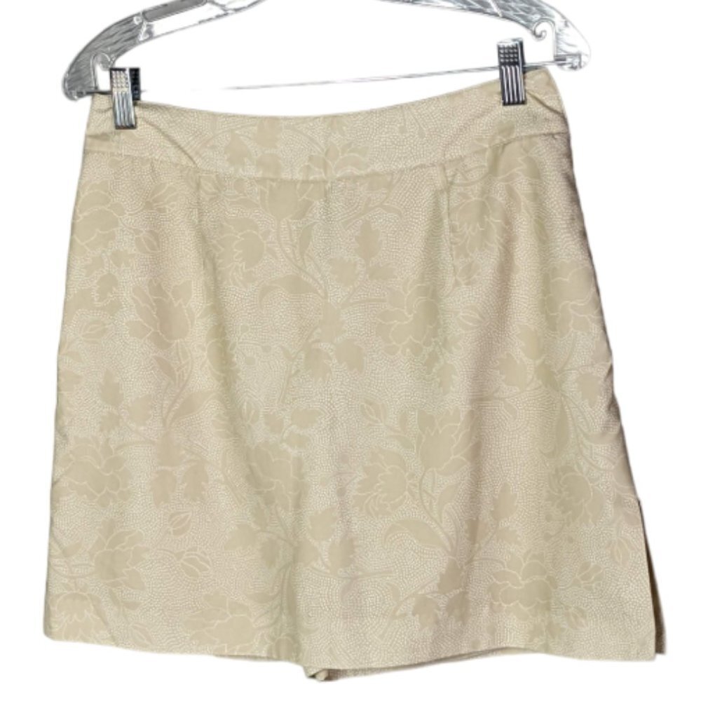 IZOD Floral and Dot Pattern Dressy Polyester Skort Beige and White Size 8